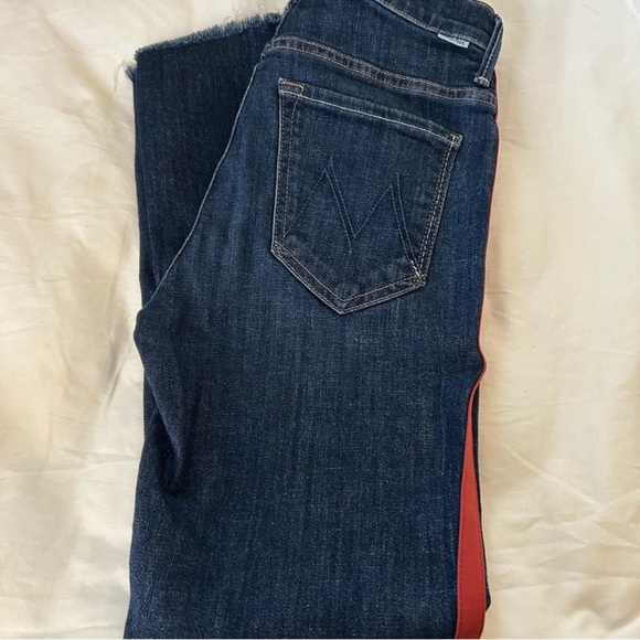 EUC Mother Women's Jeans with Red Stripe. Size 24 “the looker ankle fray” style - Picture 9 of 16